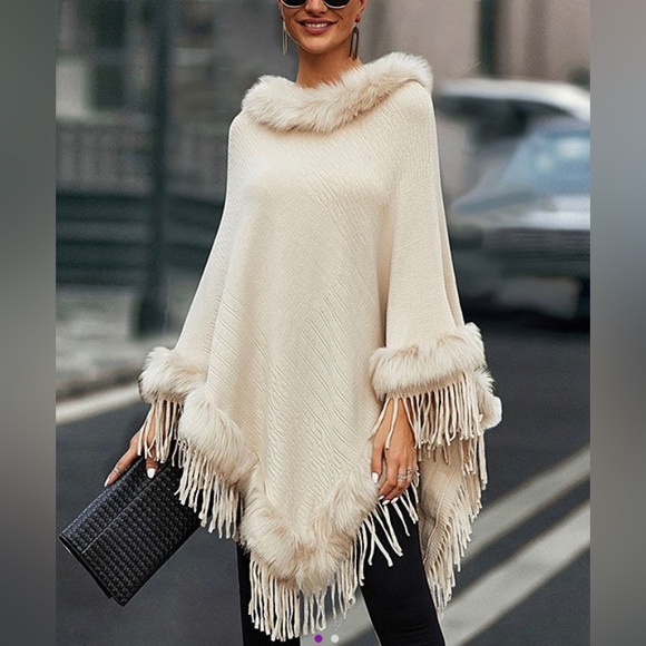 Jackets & Blazers - NWT Apricot Faux Fur Trim Fringe Poncho With Tassel Accents One Size